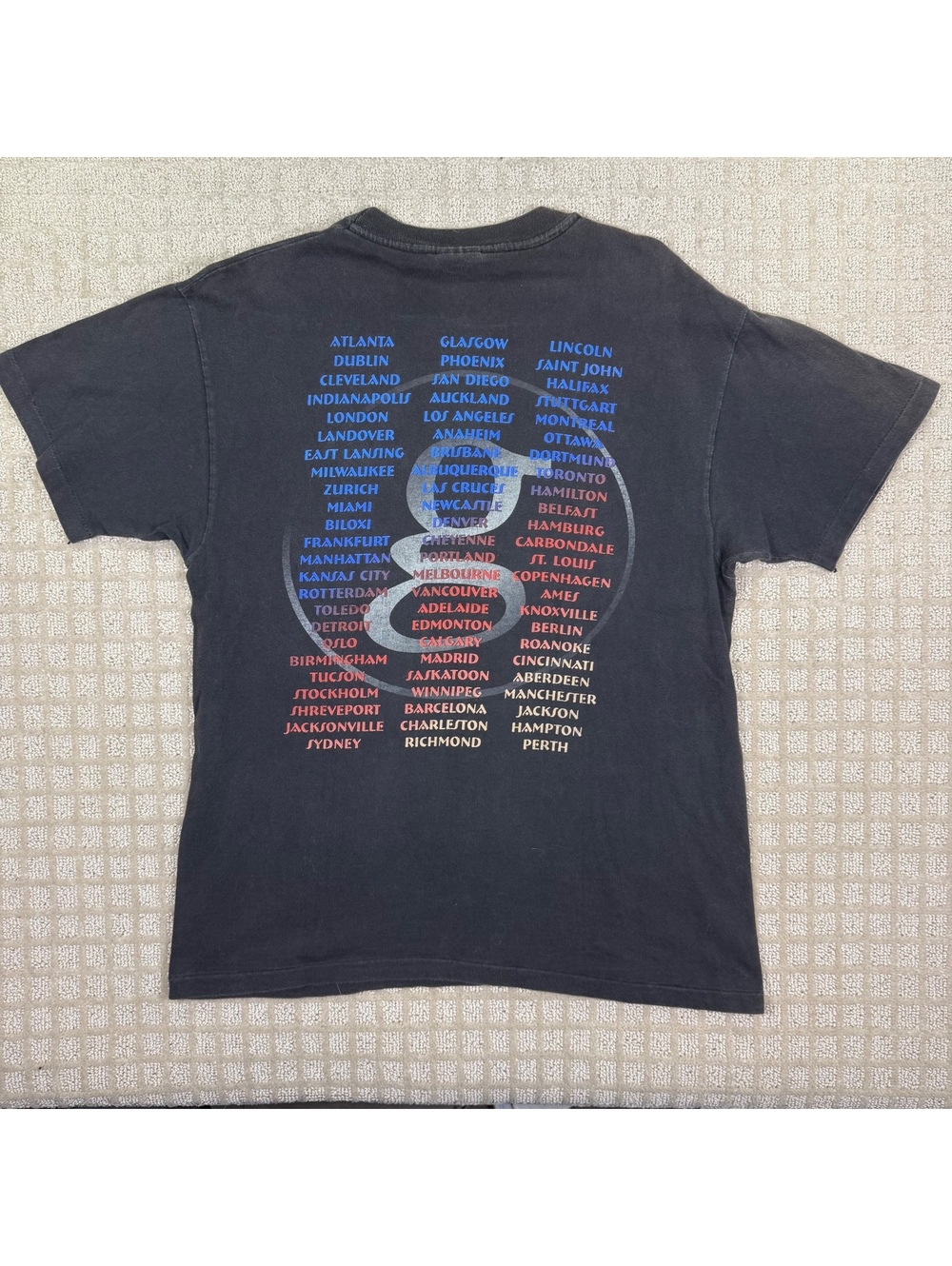 Garth Brooks Tour T shirt L